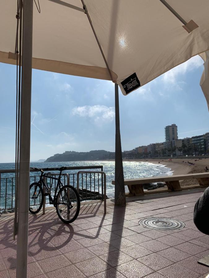 Kelly'S Beach Home โยเรตเดมาร์ ภายนอก รูปภาพ